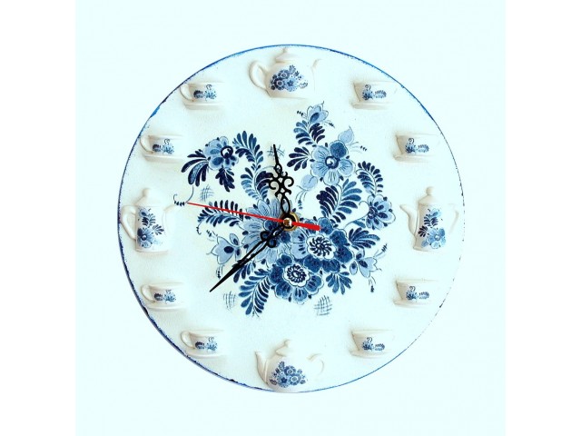 Ceas de perete cu motiv folk 1662